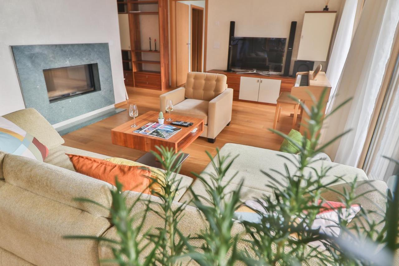 Seehaus Lake View 3-Bedroom Apartment Iseltwald Exteriér fotografie